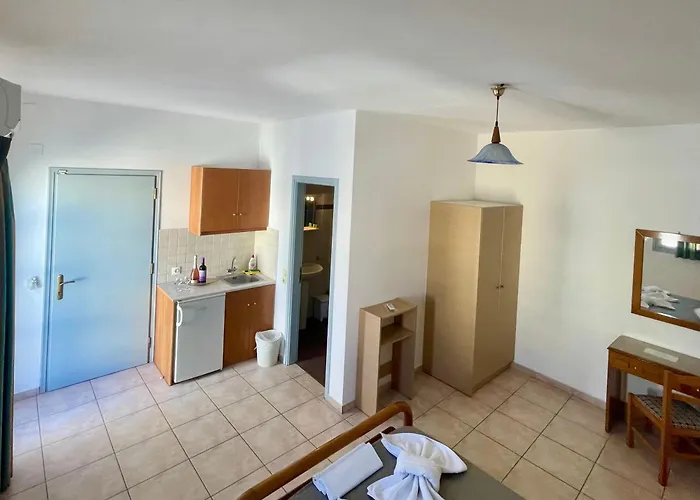 Apartman Tarelis & *