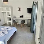 Apartman Tarelis & Kamári