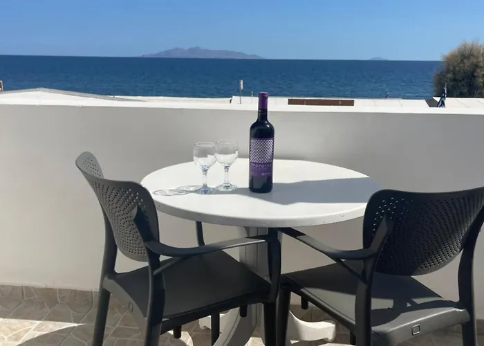 Tarelis & Apartamento Kamári