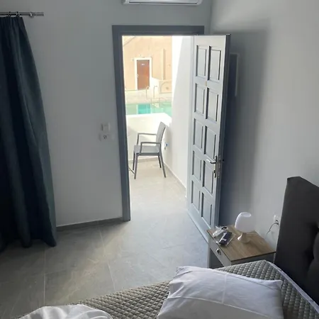 Apartment Tarelis &
