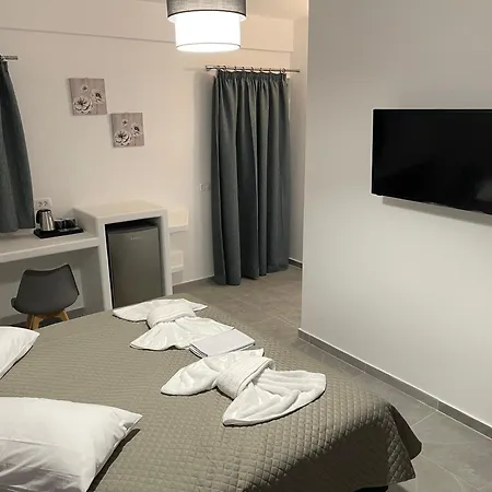 Tarelis & Apartmán Kamári