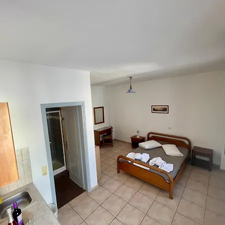 Apartment Tarelis & Kamari (Santorini)