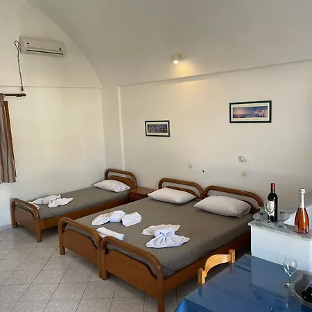 Apartment Tarelis & Kamari (Santorini)