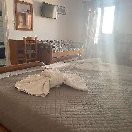 Apartmán Tarelis & *