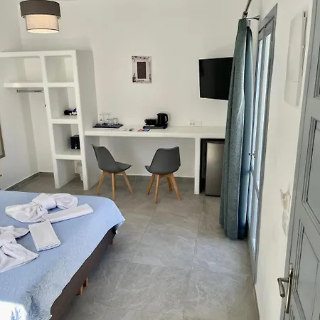 Apartment Tarelis & Kamári