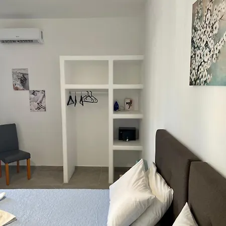 Apartment Tarelis & *