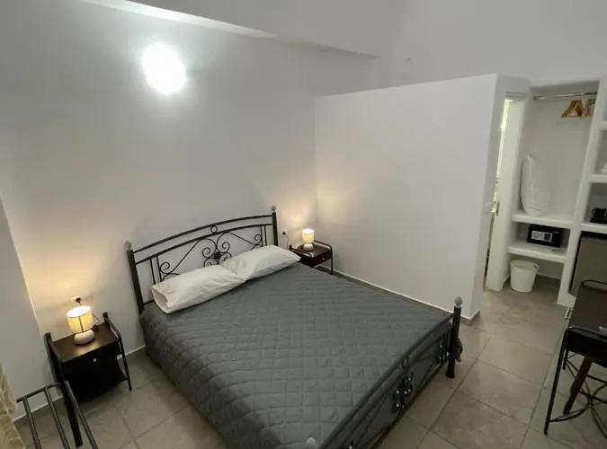 Tarelis & Appartamento