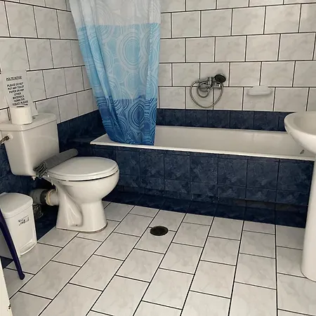 Appartement Tarelis & *