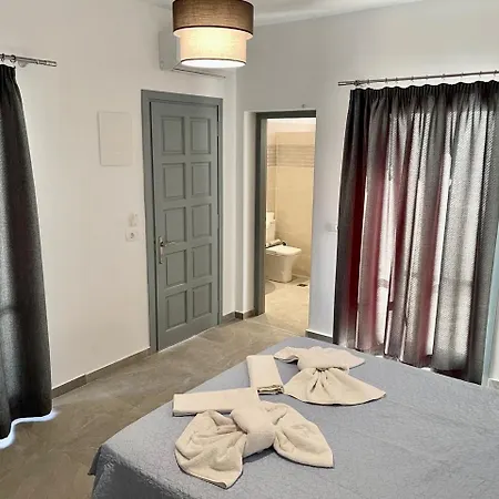 Appartement Tarelis & *